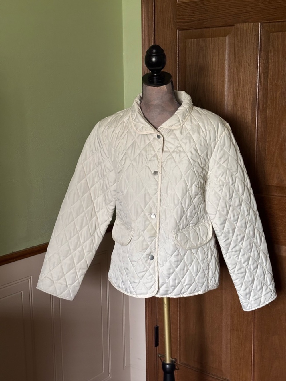KEREN hart Quilted Puffer Jacket in Cream